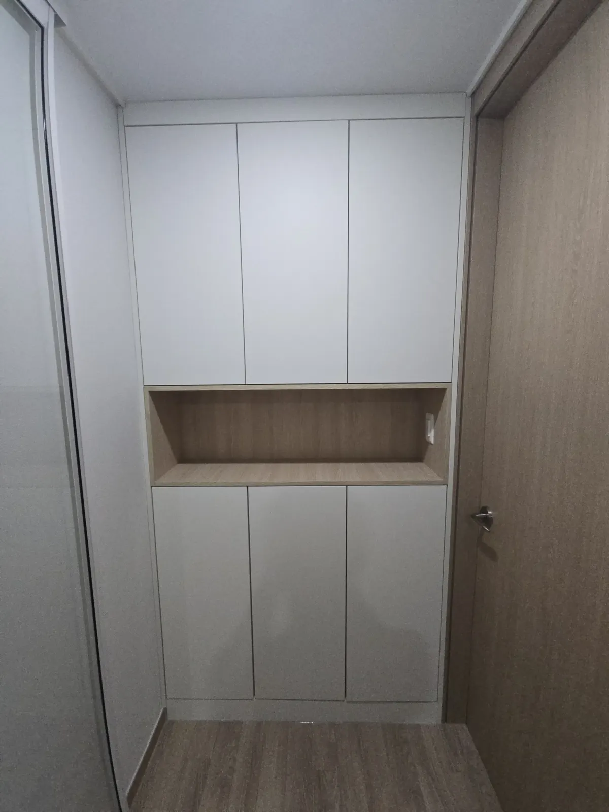아파트신발장리폼 사례 시공 후 모습